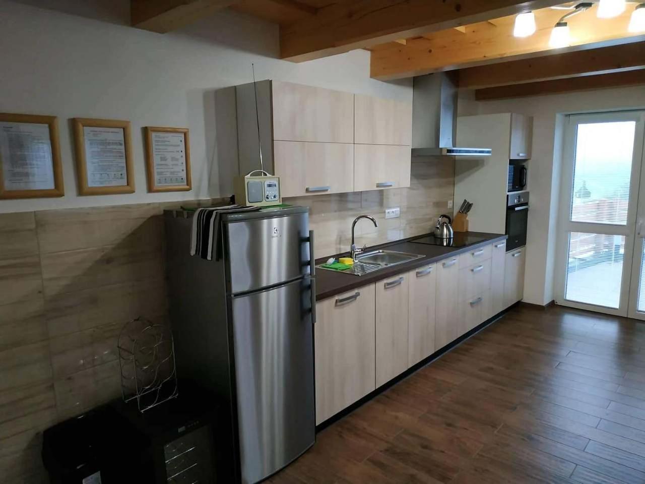Bila Hora Stramberk Apartment Ngoại thất bức ảnh